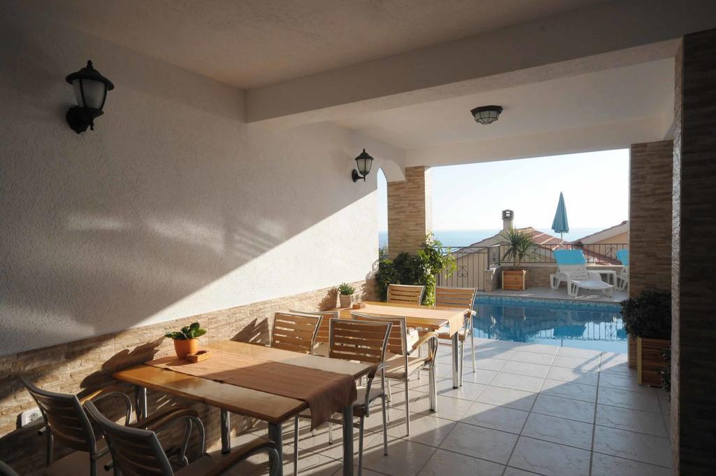 Apartments Leut Sveti Stefan Dış mekan fotoğraf