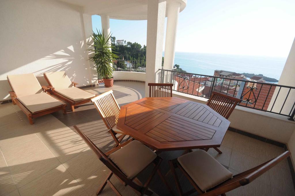 Apartments Leut Sveti Stefan Dış mekan fotoğraf