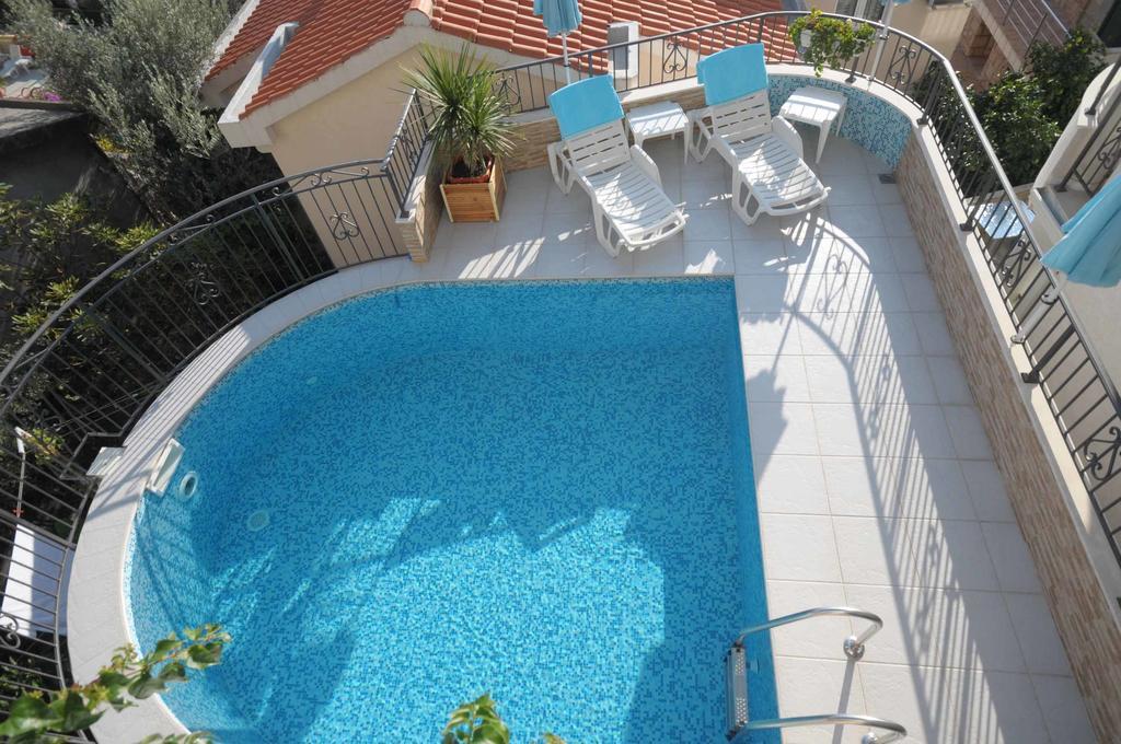 Apartments Leut Sveti Stefan Dış mekan fotoğraf
