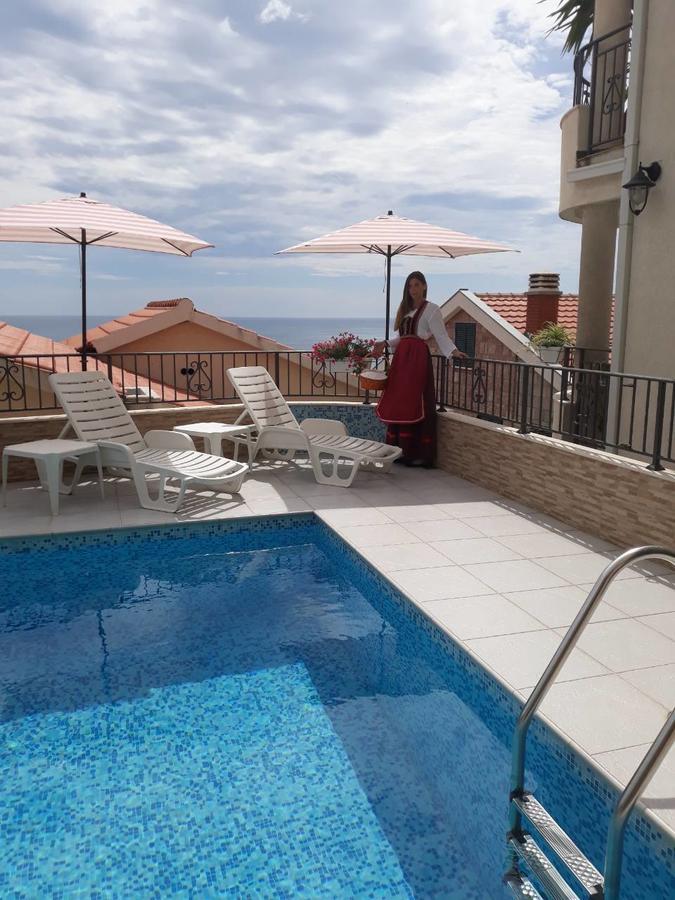 Apartments Leut Sveti Stefan Dış mekan fotoğraf
